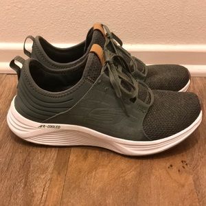 Skechers Skyline Sport Shoe